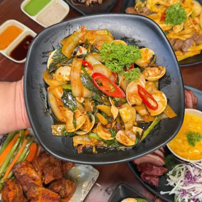 Lẩu Thập Cẩm Chú Đỉnh Đặc Biệt