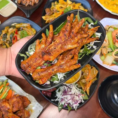 Ốc Tỏi Nướng Bơ Tỏi Ớt